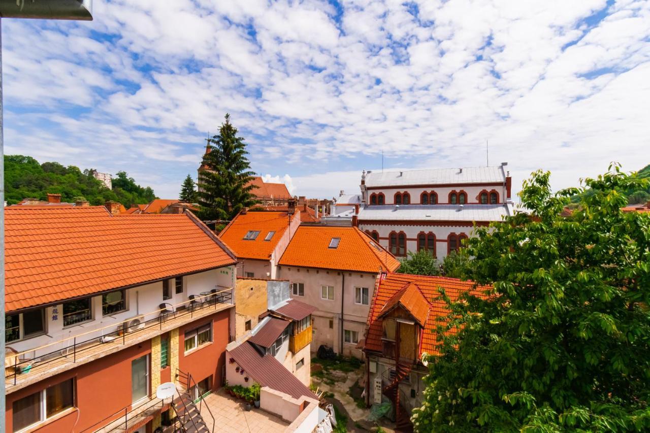Db Apt - Comfort And Space In The Heart Of Old Town Daire Braşov Dış mekan fotoğraf